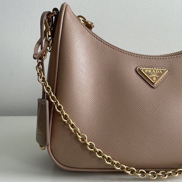 Prada 2005 Re-Edition Saffiano in Cameo Beige - Picture 2 of 16